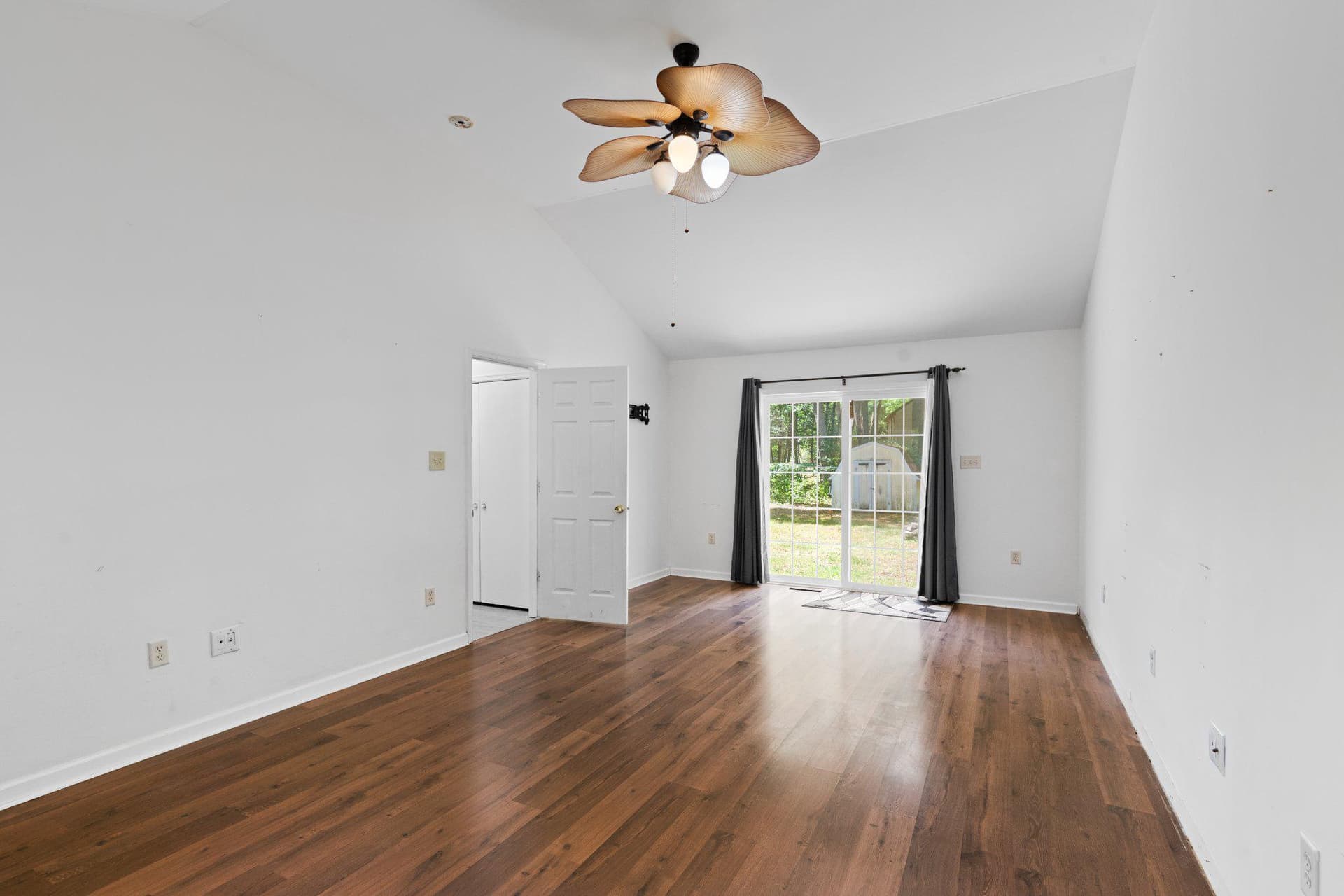31929 Bonhill Drive photo 14