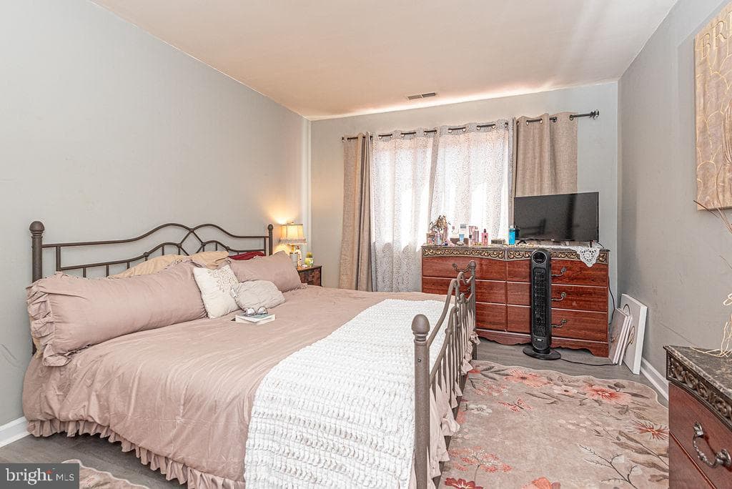 506 Edgewater Drive photo 21