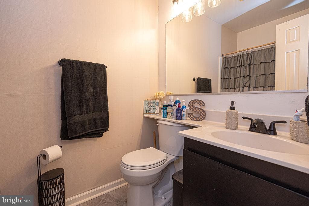 506 Edgewater Drive photo 25