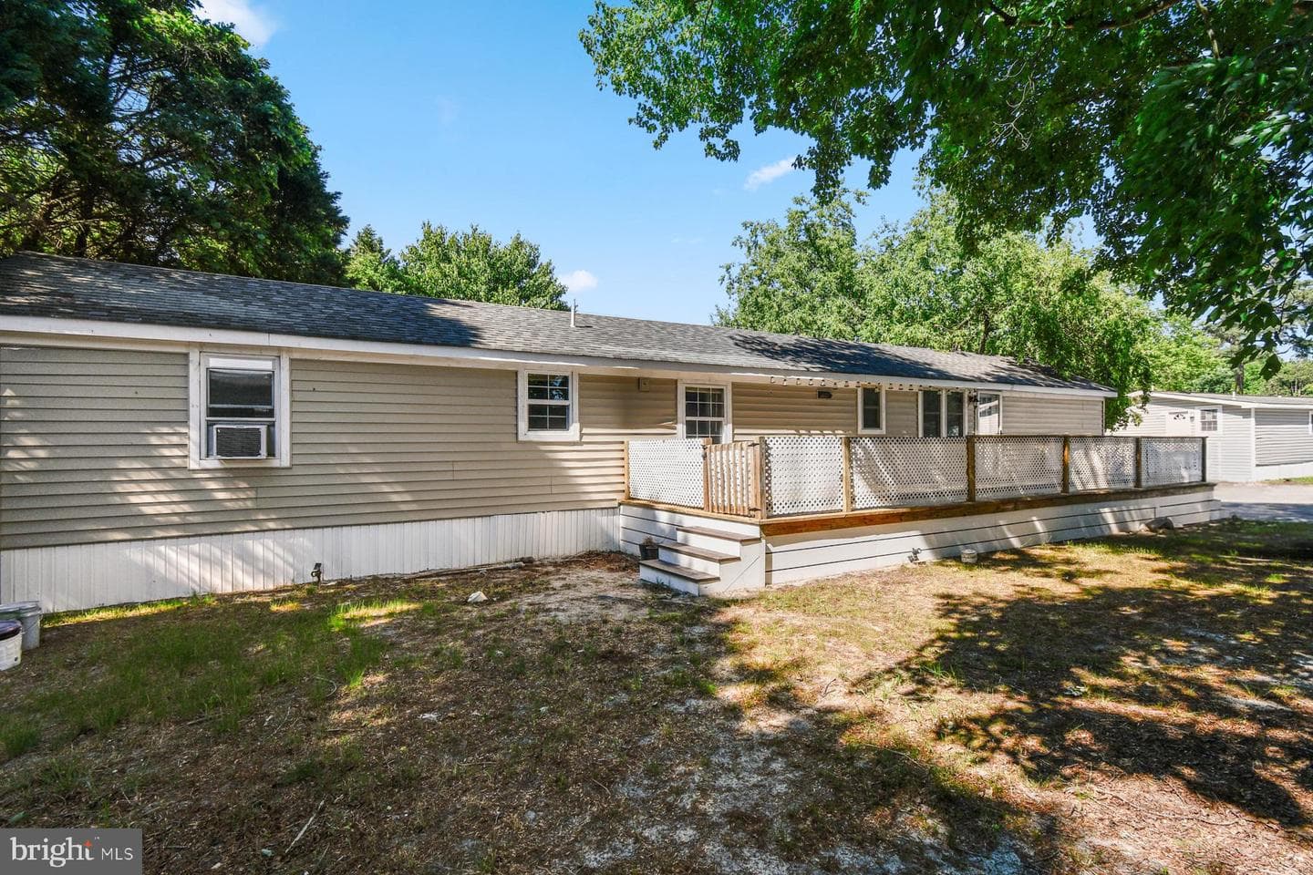 2516 Castle Street photo 2
