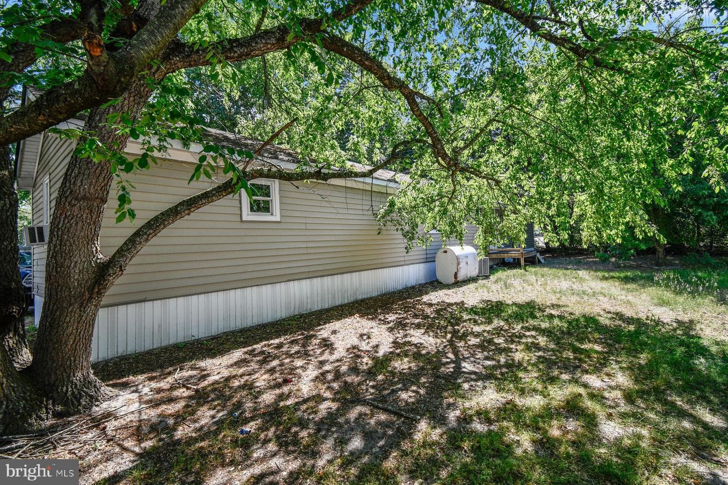2516 Castle Street photo 37