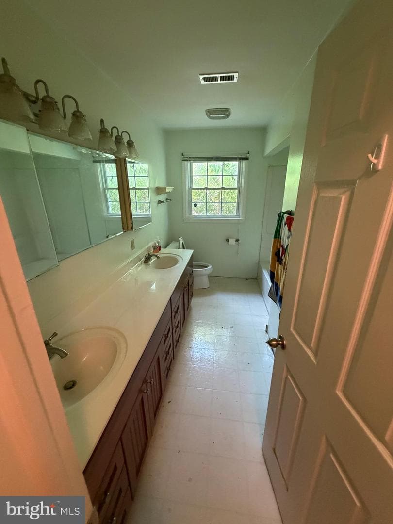 304 Wyman Drive photo 16