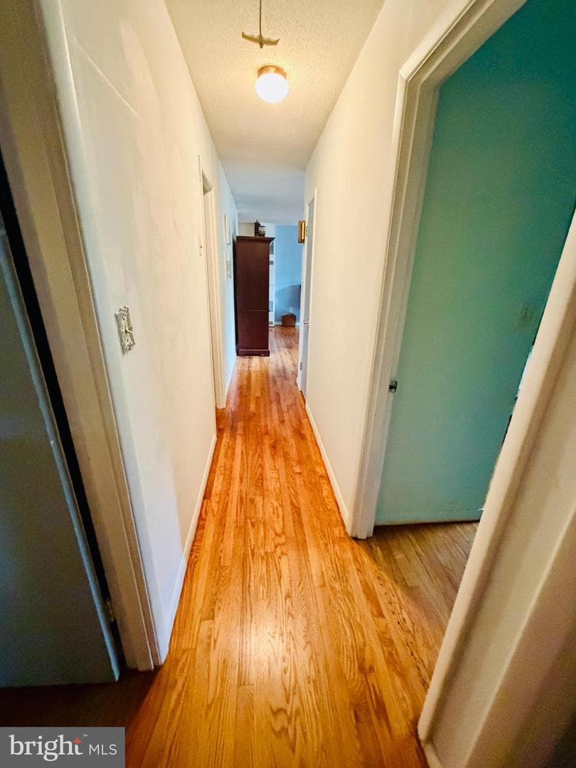 6858 Lois Avenue photo 47