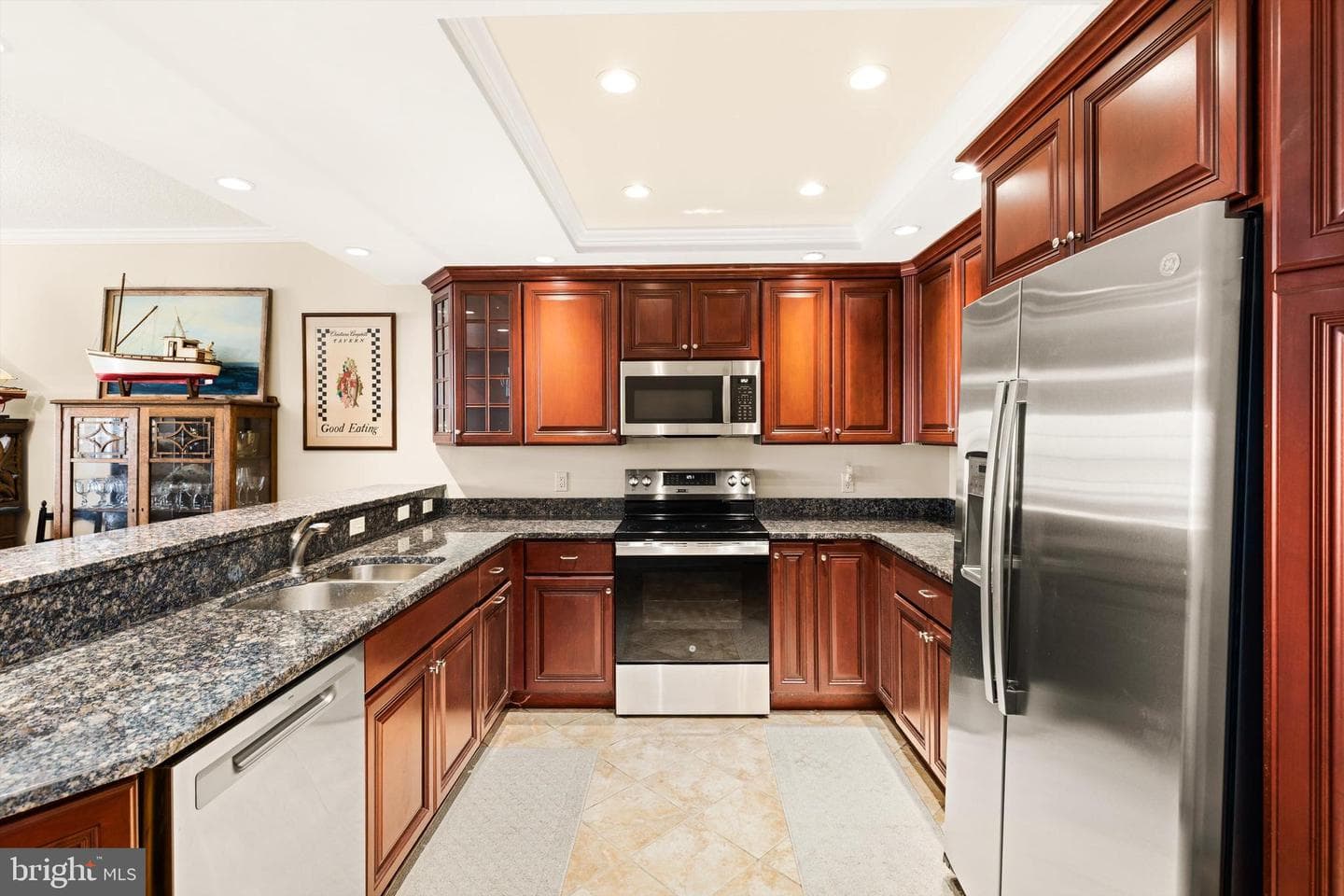 530 Riverside Drive #202 photo 5