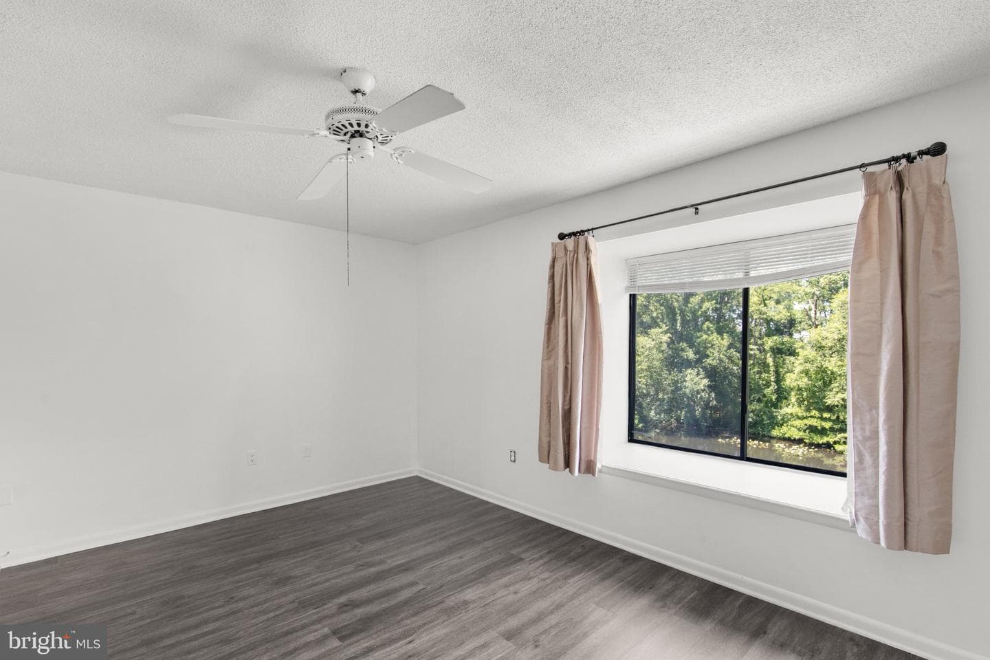 228 Canal Drive #g-208 photo 4