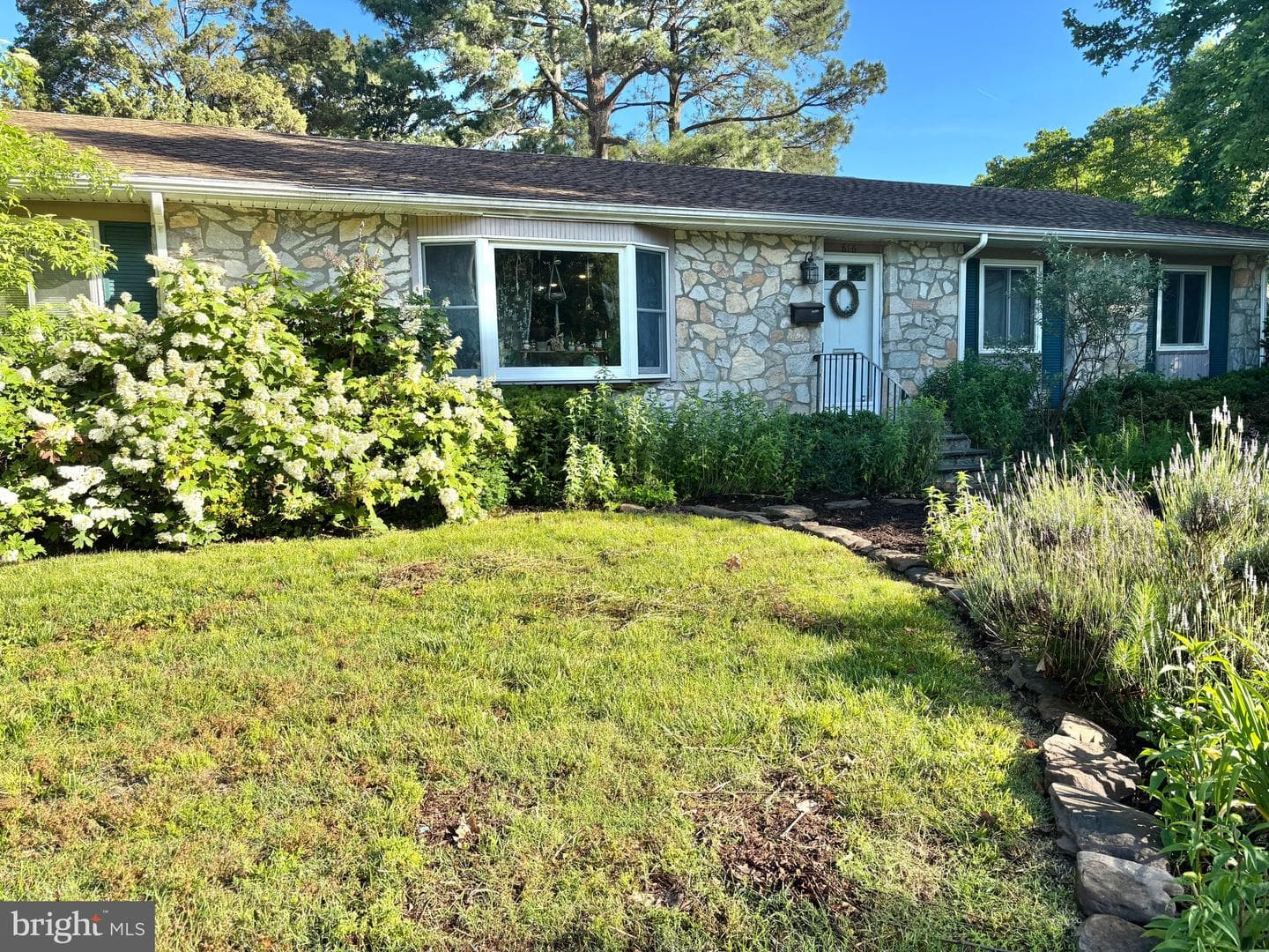 816 Riverside Drive photo 57