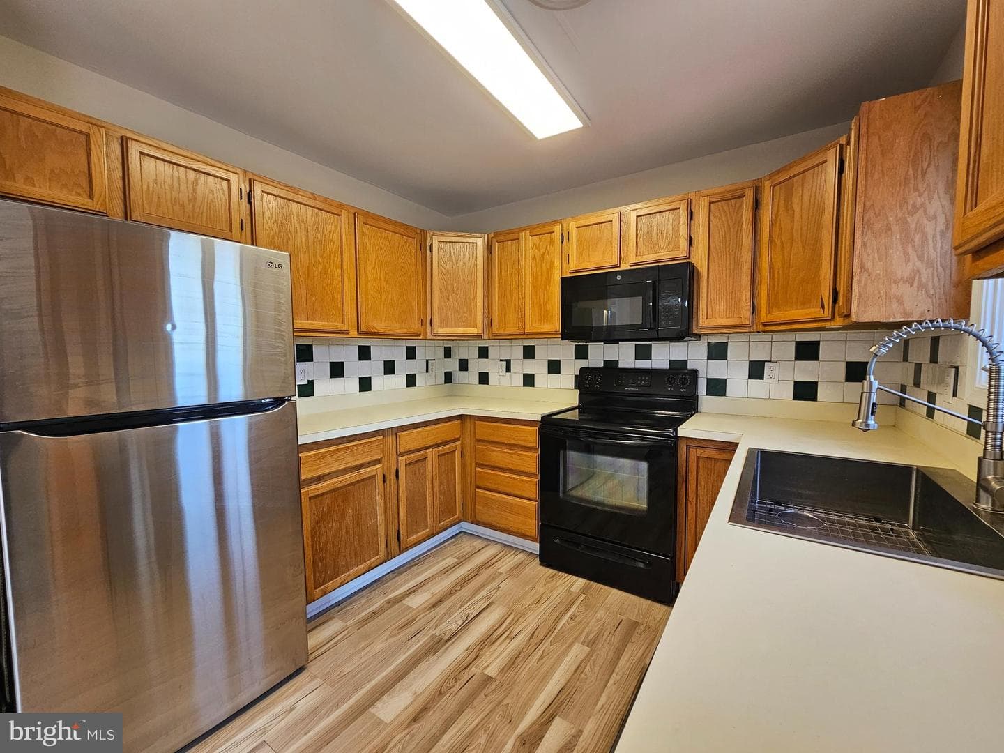 1405 Bantry Ln photo 7