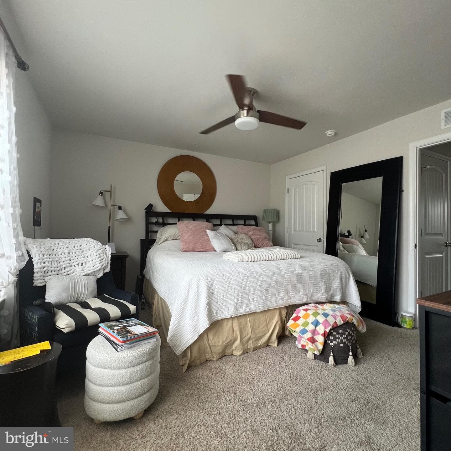 815 Derwent Ln photo 22