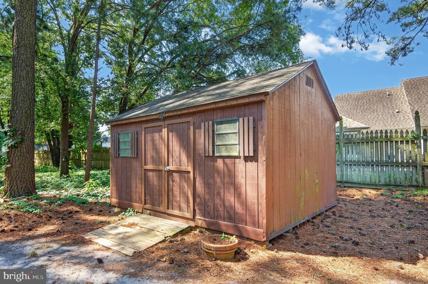 1006 S Schumaker Drive photo 59