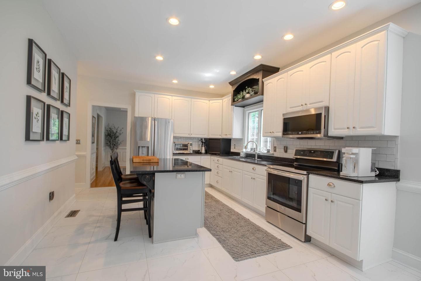 5521 Dunfries Court photo 13