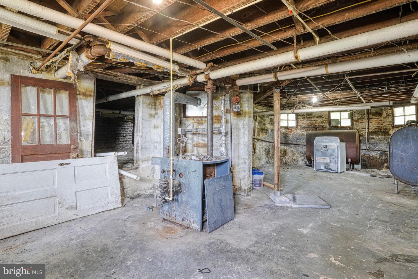 208 W Isabella Street photo 76