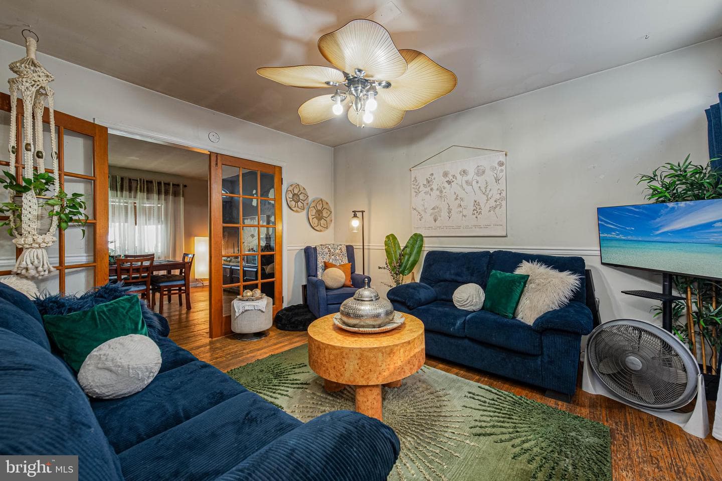 726 Smith Street photo 10