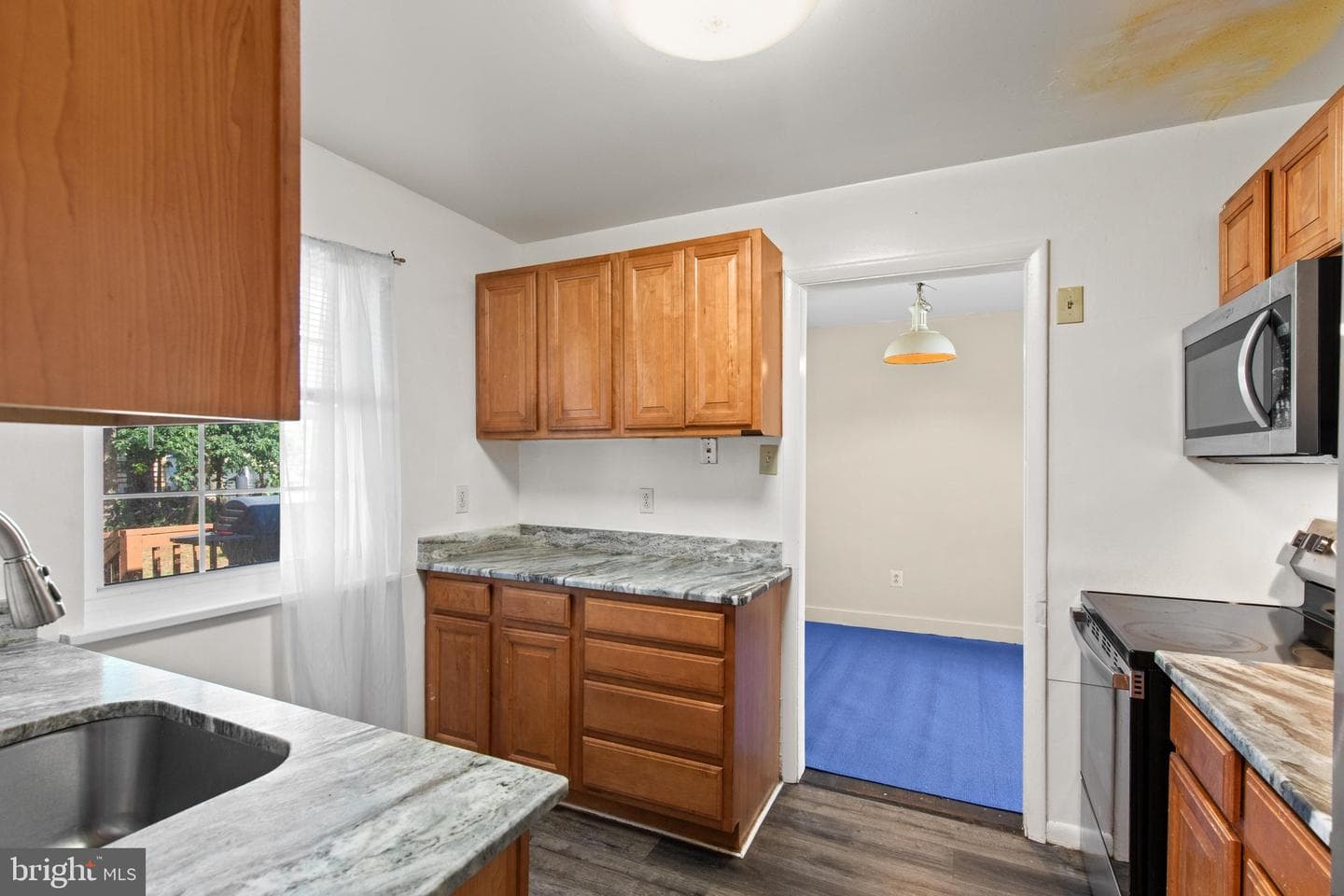 302 Brookview Drive photo 14