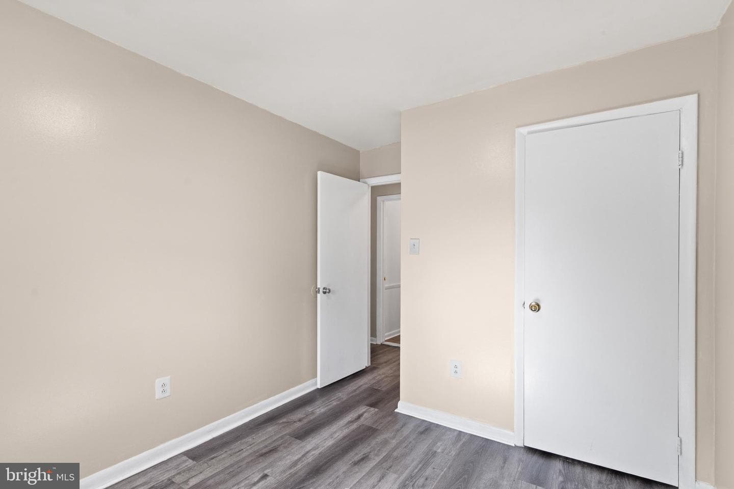 302 Brookview Drive photo 21