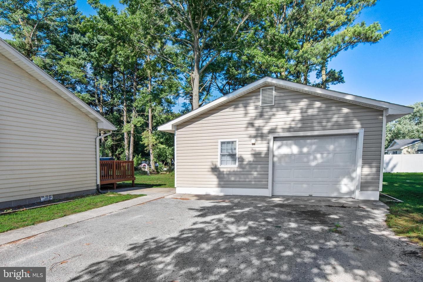 302 Brookview Drive photo 4