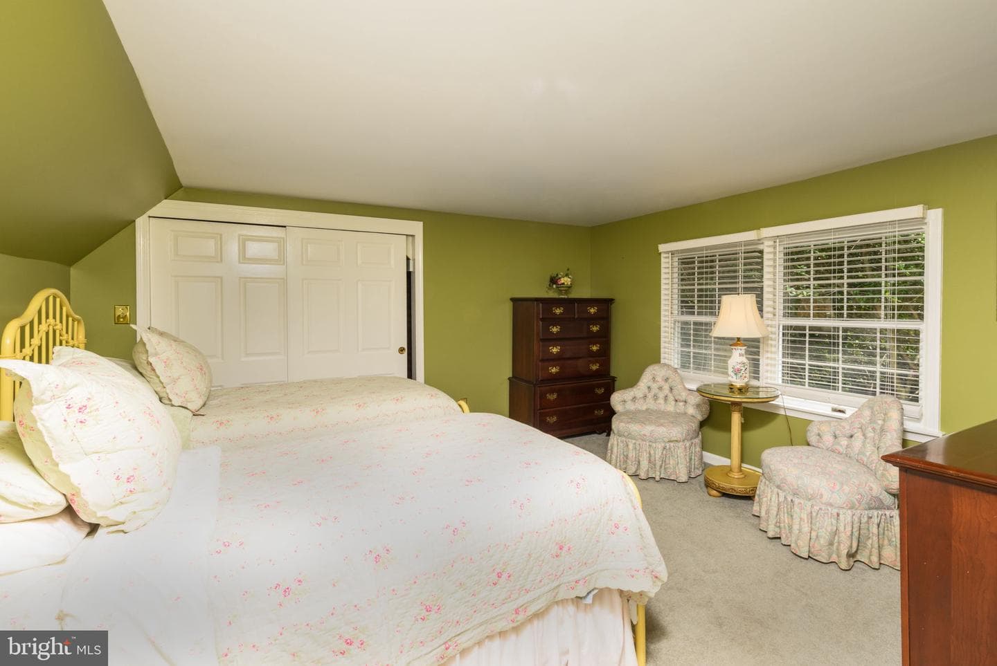 621 Douglas Road photo 32