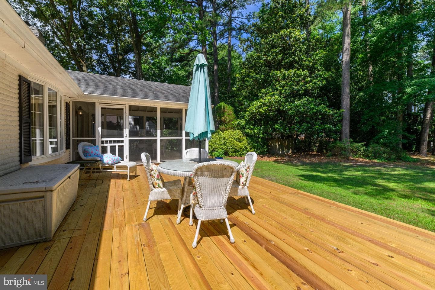 621 Douglas Road photo 41