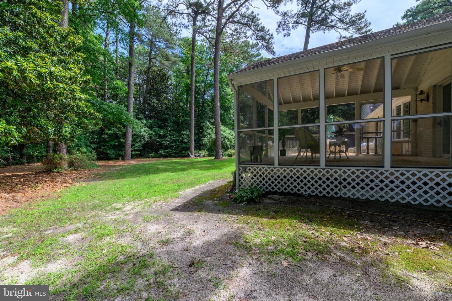 621 Douglas Road photo 46