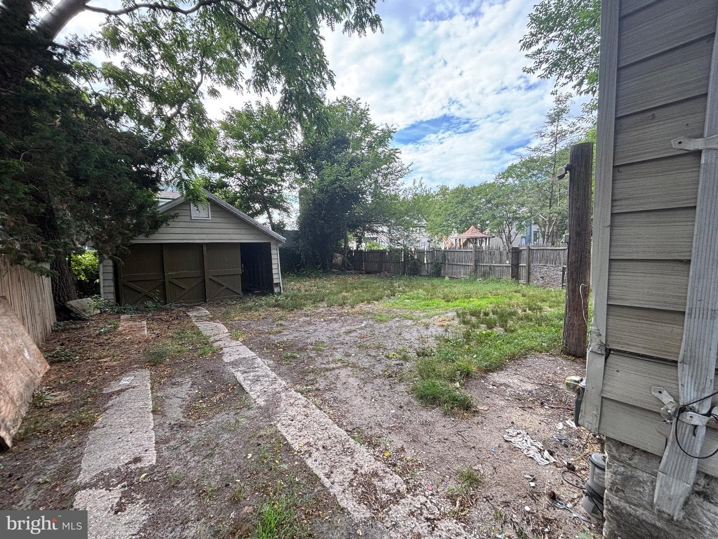 604 Light Street photo 6