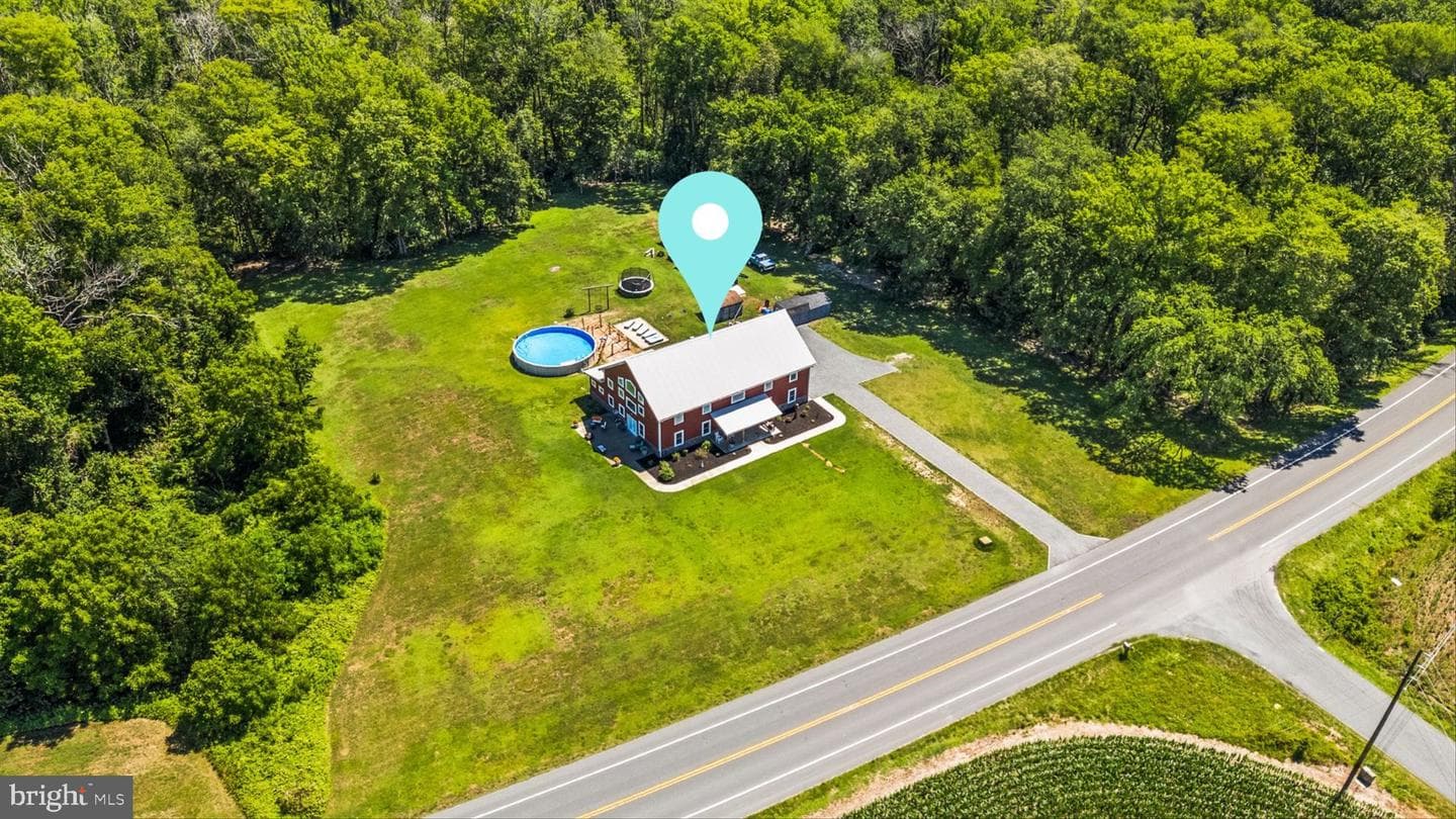 4505 Burbage Crossing Road photo 2