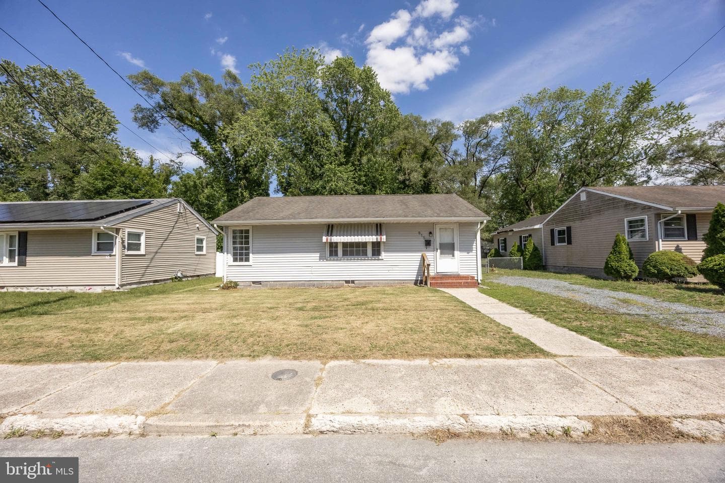 815 Roger Street photo 4