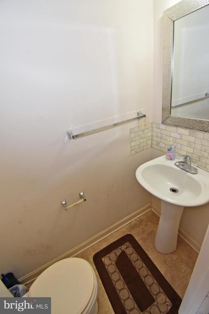203 Castlebar Drive photo 19