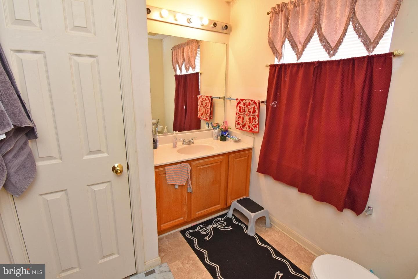 203 Castlebar Drive photo 28