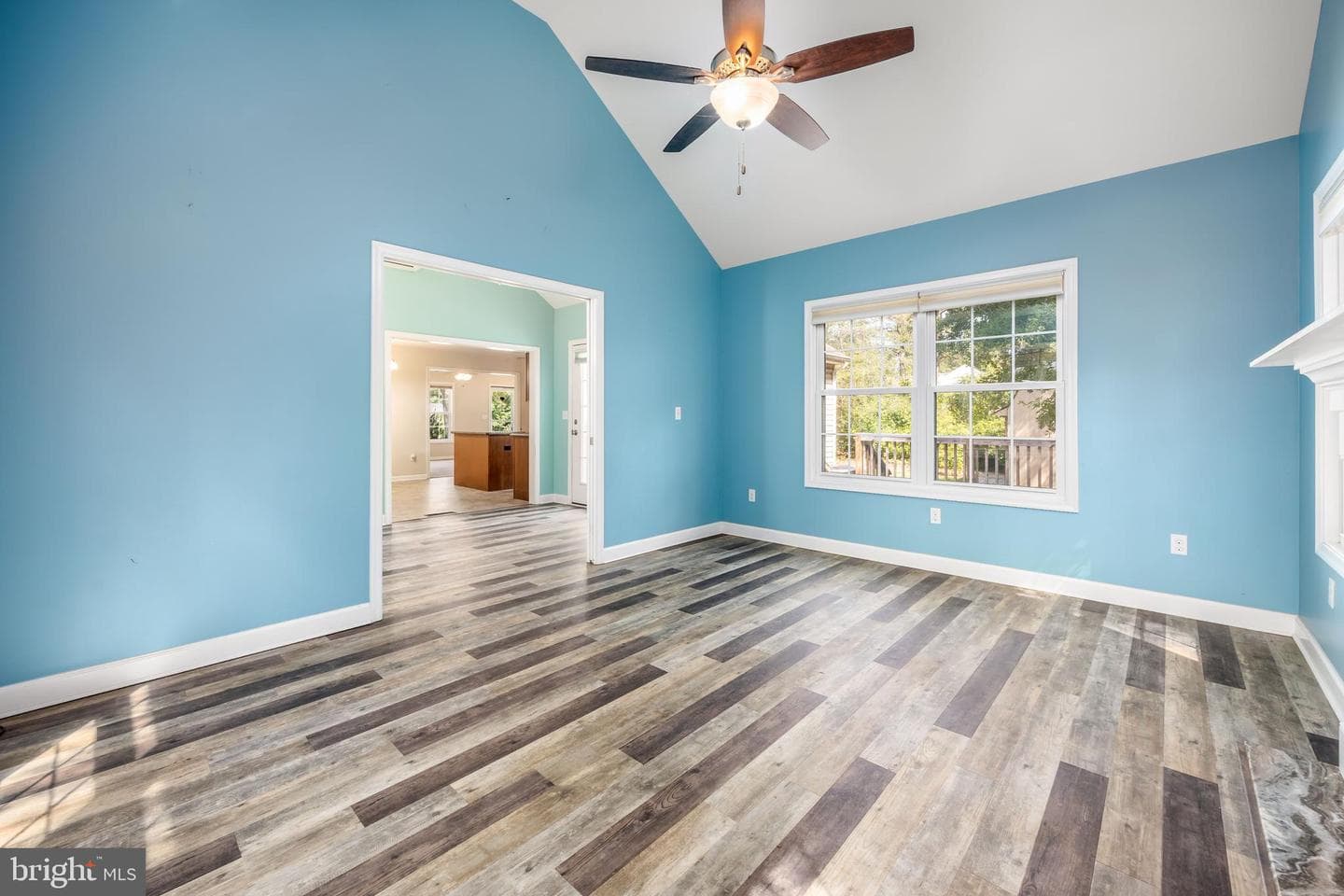 6033 Deer Creek Drive photo 22