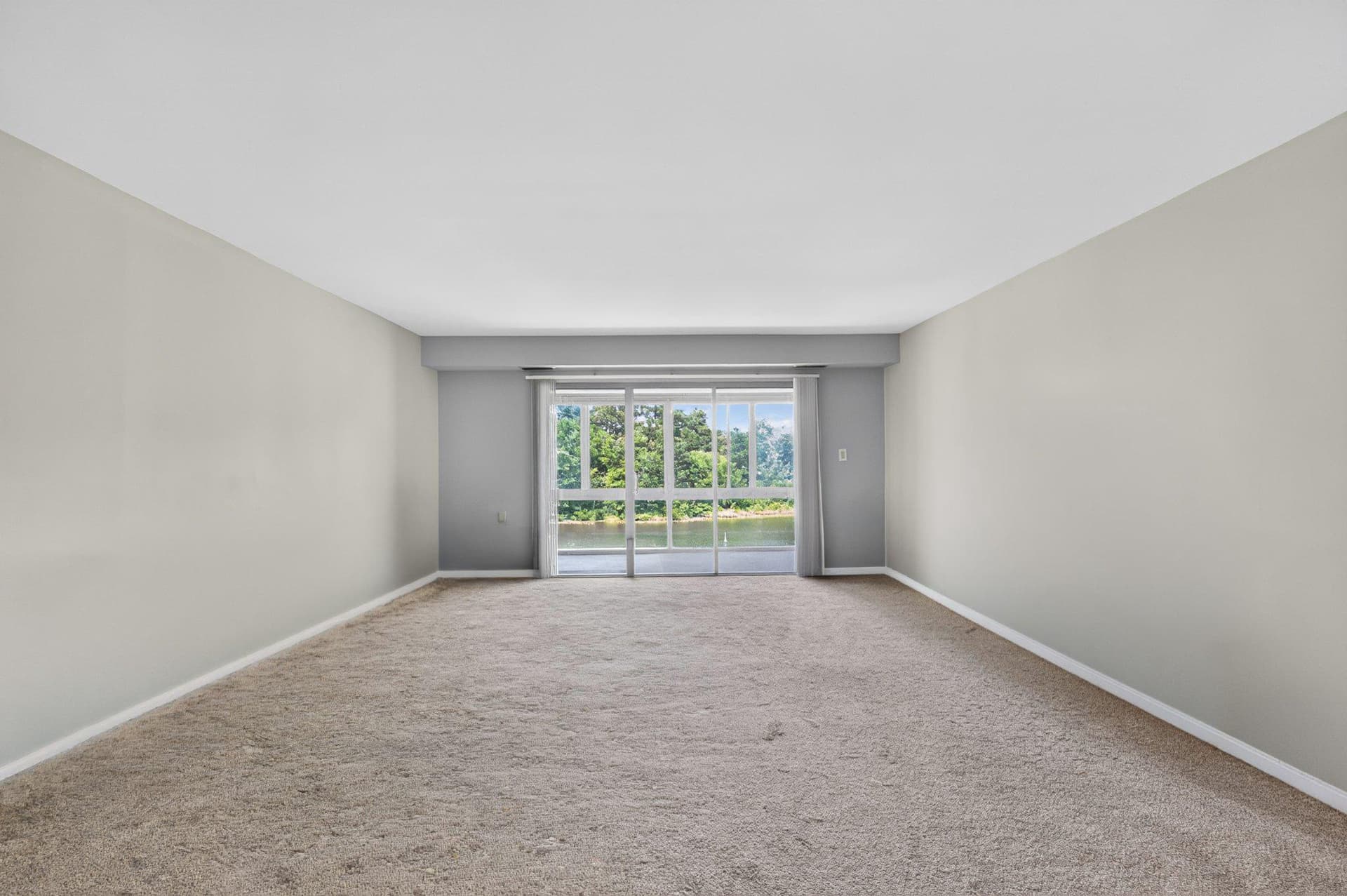 227 Canal Park Drive #402 photo 4