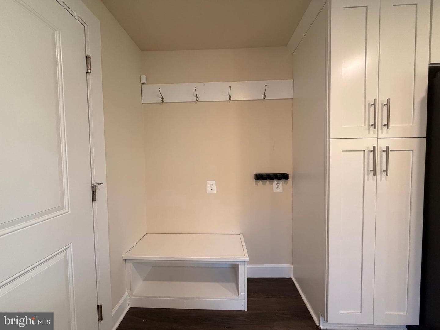 29025 Log Cabin Road photo 18