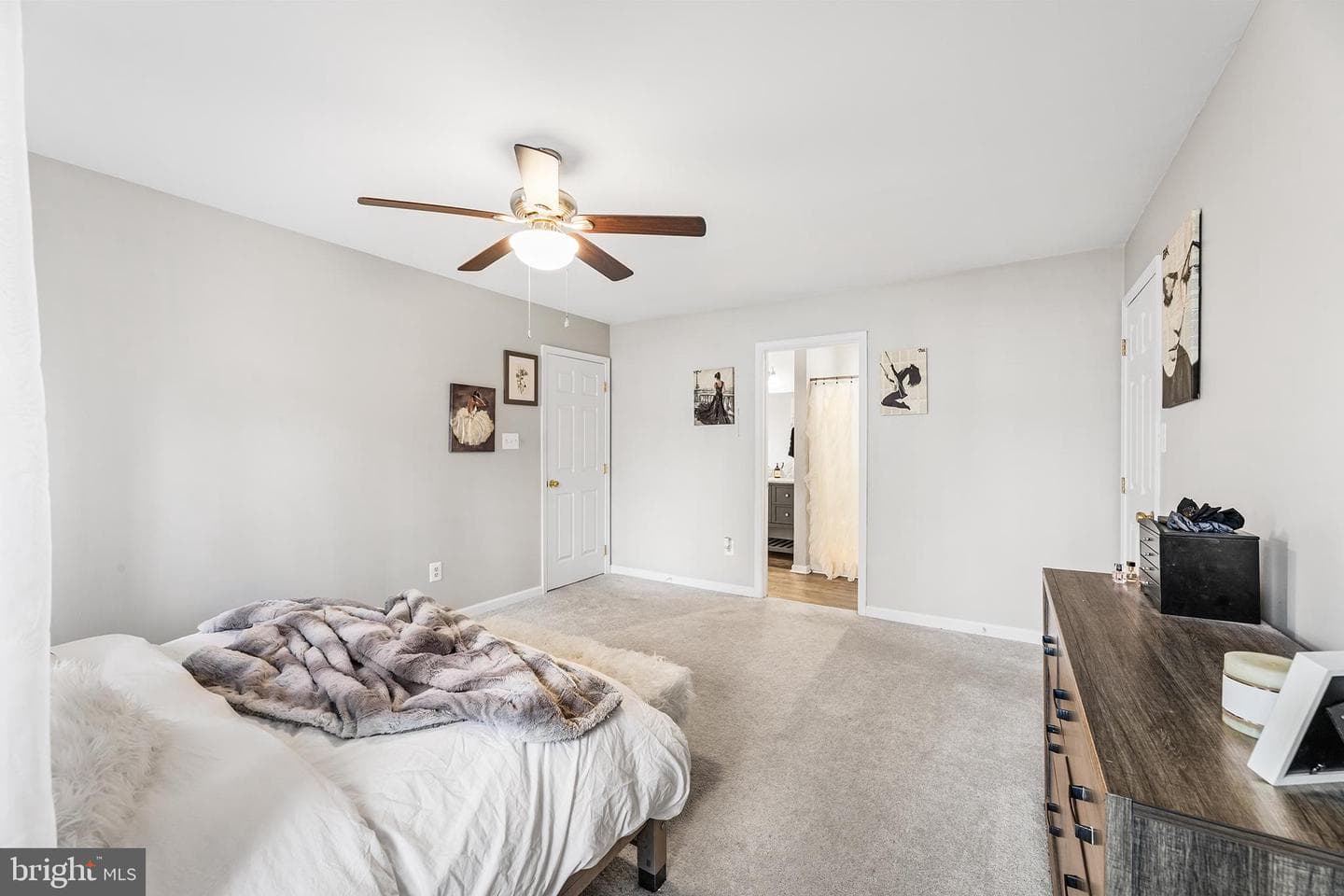 6262 White Cove Drive photo 24