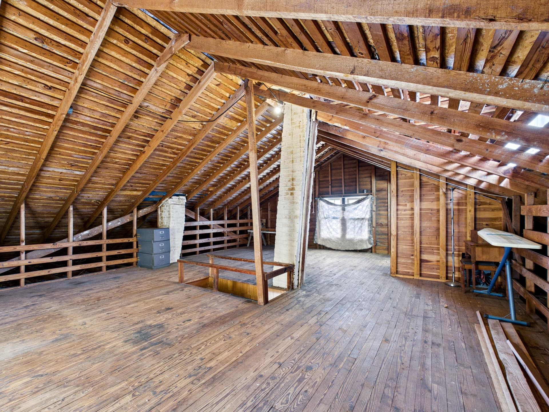 310 Lillian Street photo 32