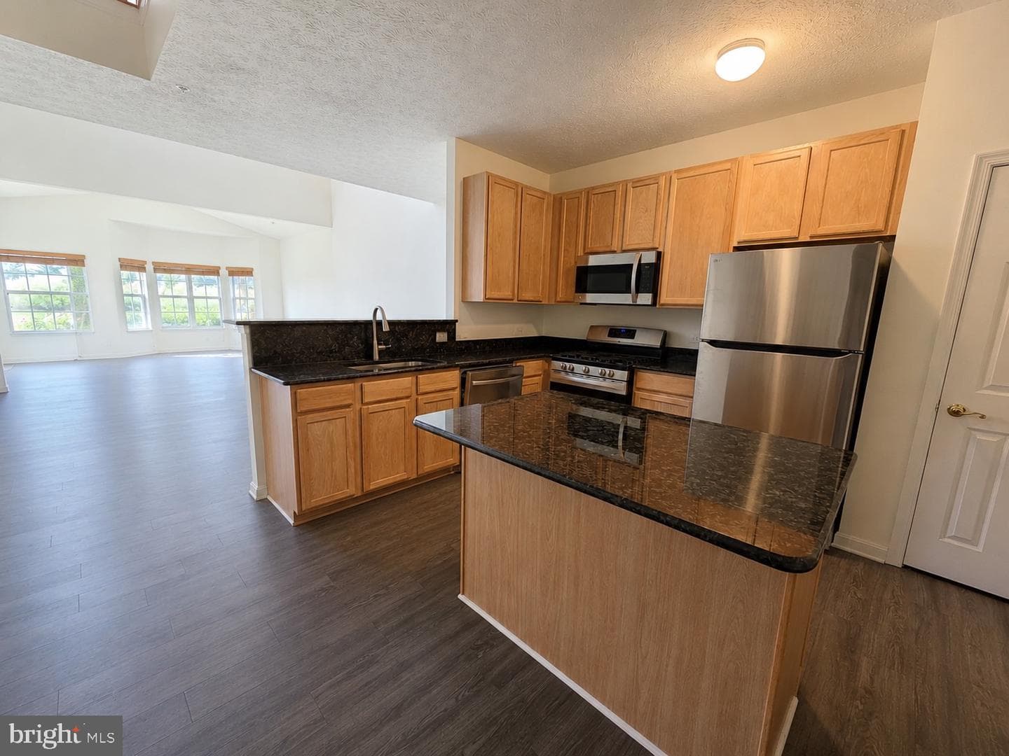 9036 Executive Club Drive photo 4