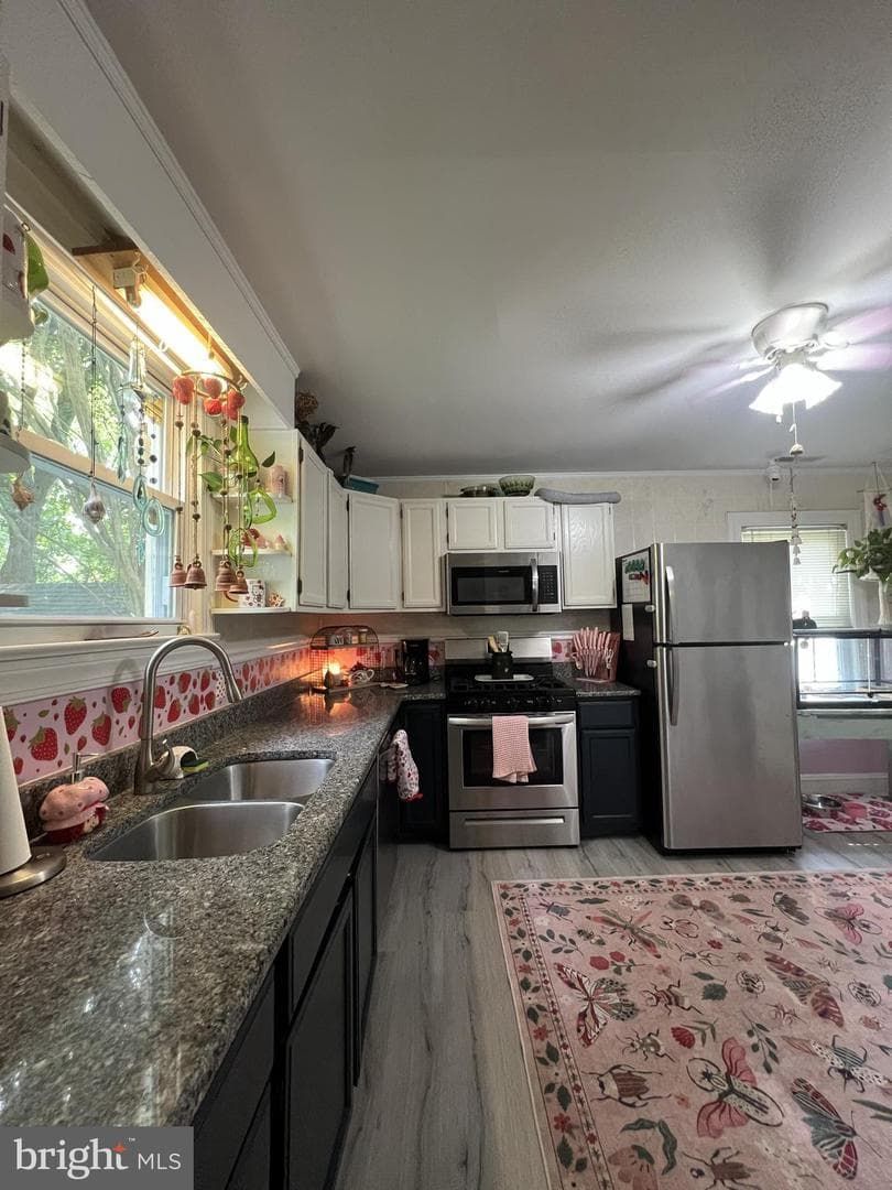 303 S Park Drive photo 12