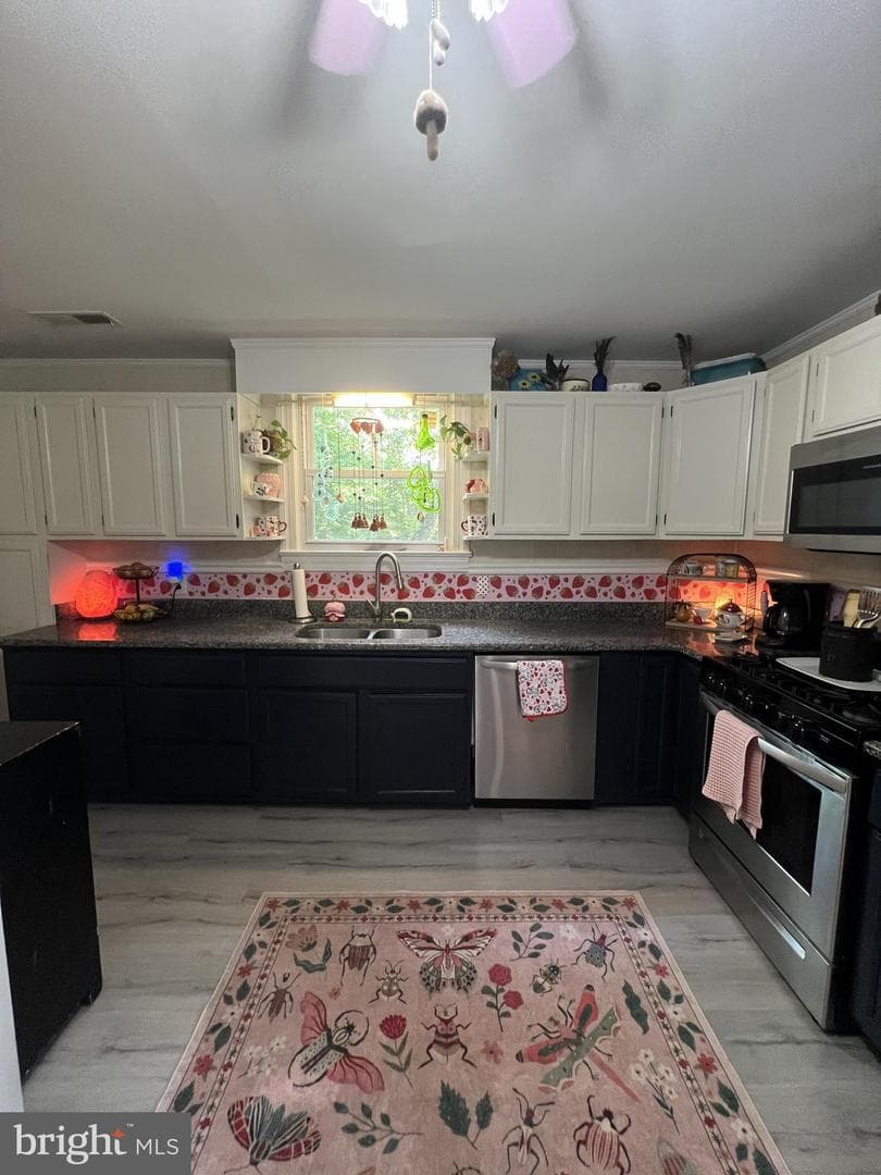 303 S Park Drive photo 13