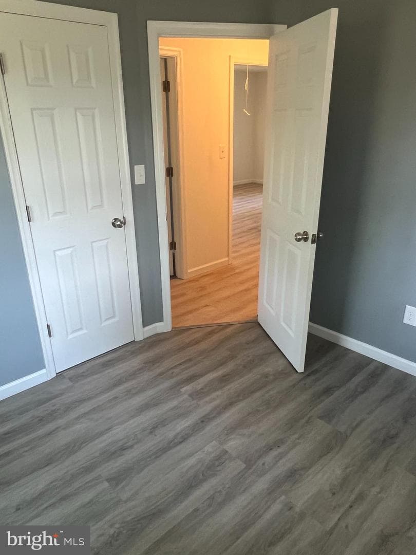 732 Dennis Street photo 16