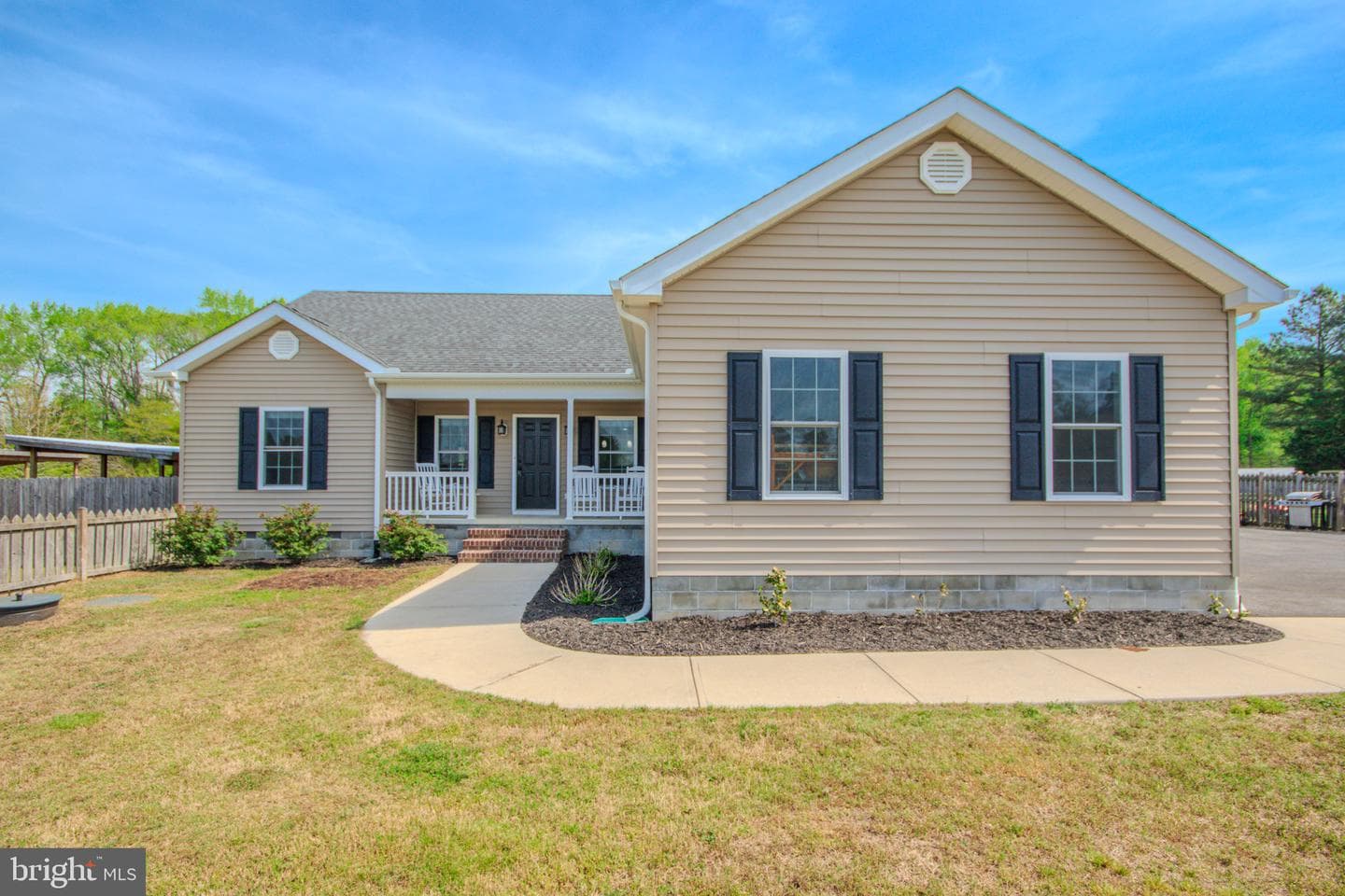 9243 Mill Branch Road photo 1