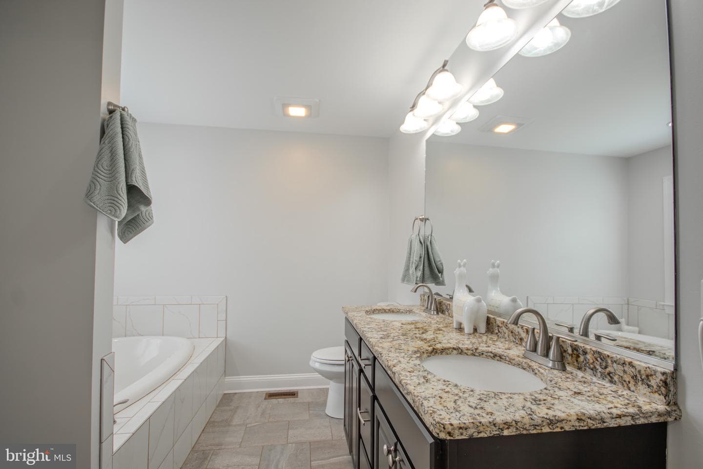 9243 Mill Branch Road photo 16