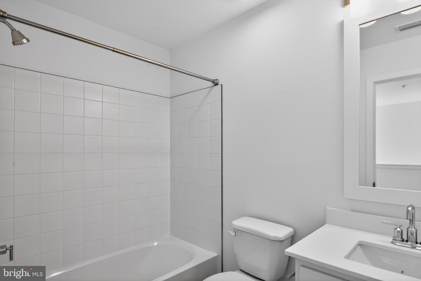 304 Clement Loop photo 21