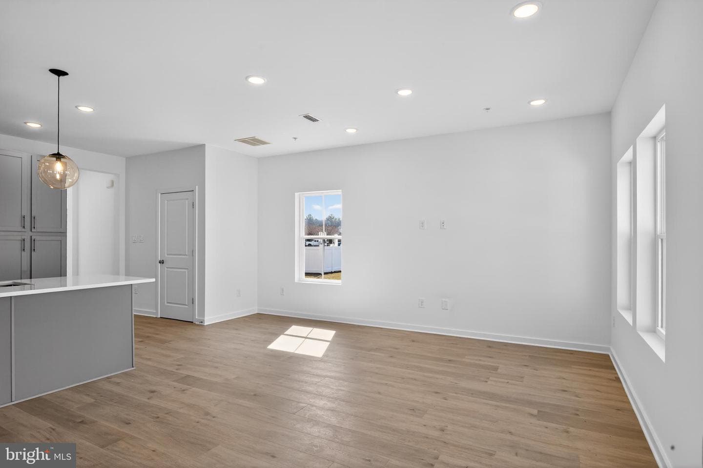 304 Clement Loop photo 8