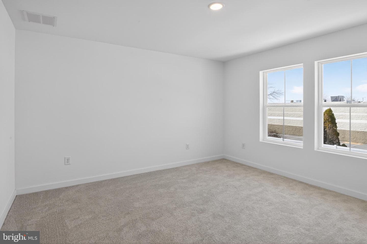 302 Clement Loop photo 16