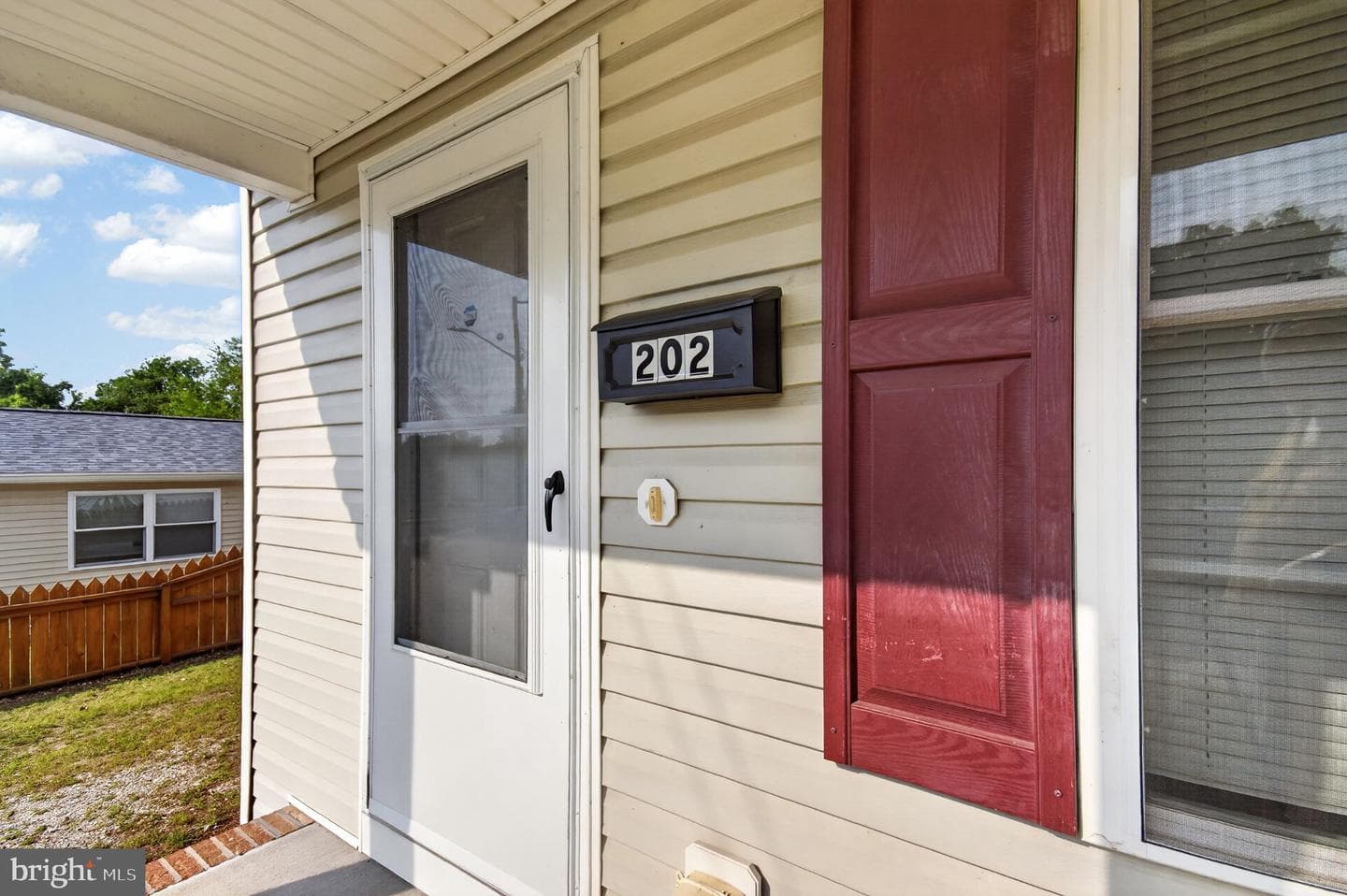 202 Linwood Avenue photo 5
