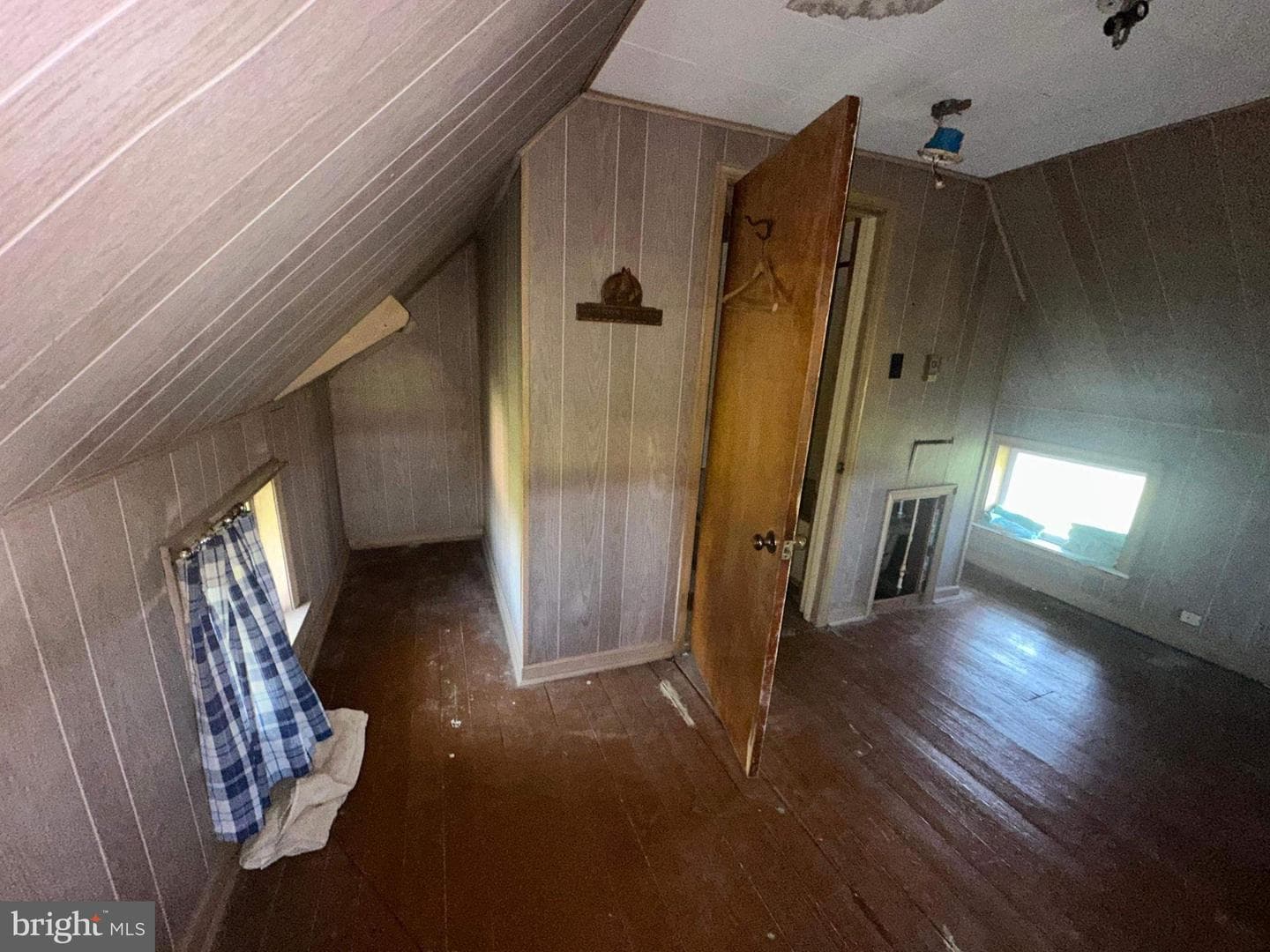 9234 Taylor Road photo 14