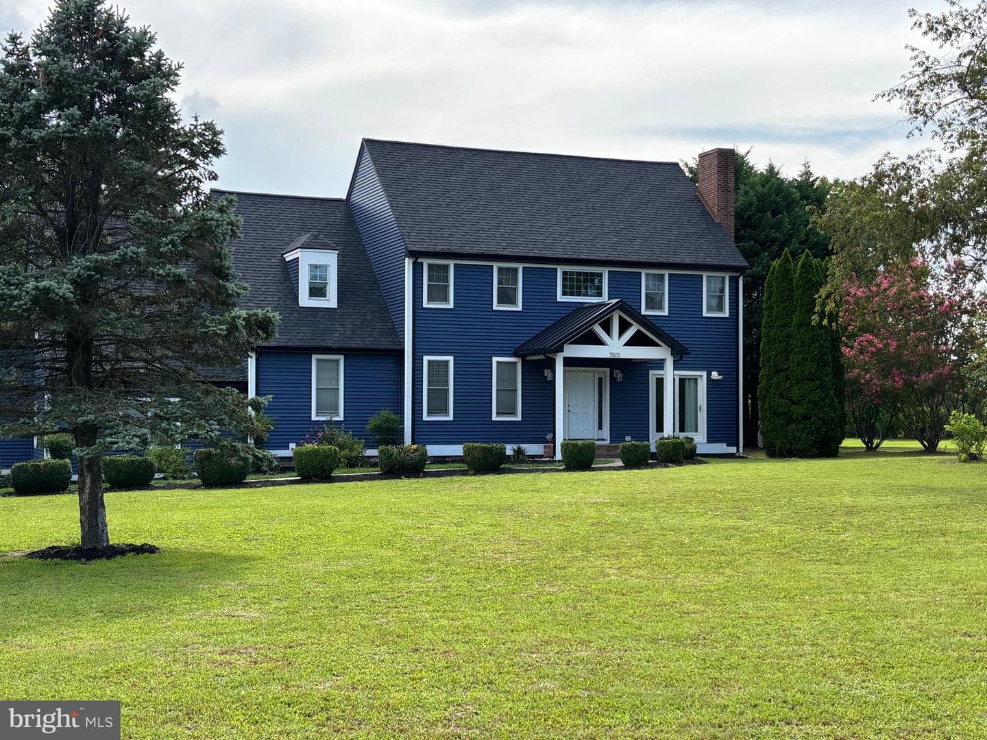 1501 Handys Meadow photo 1