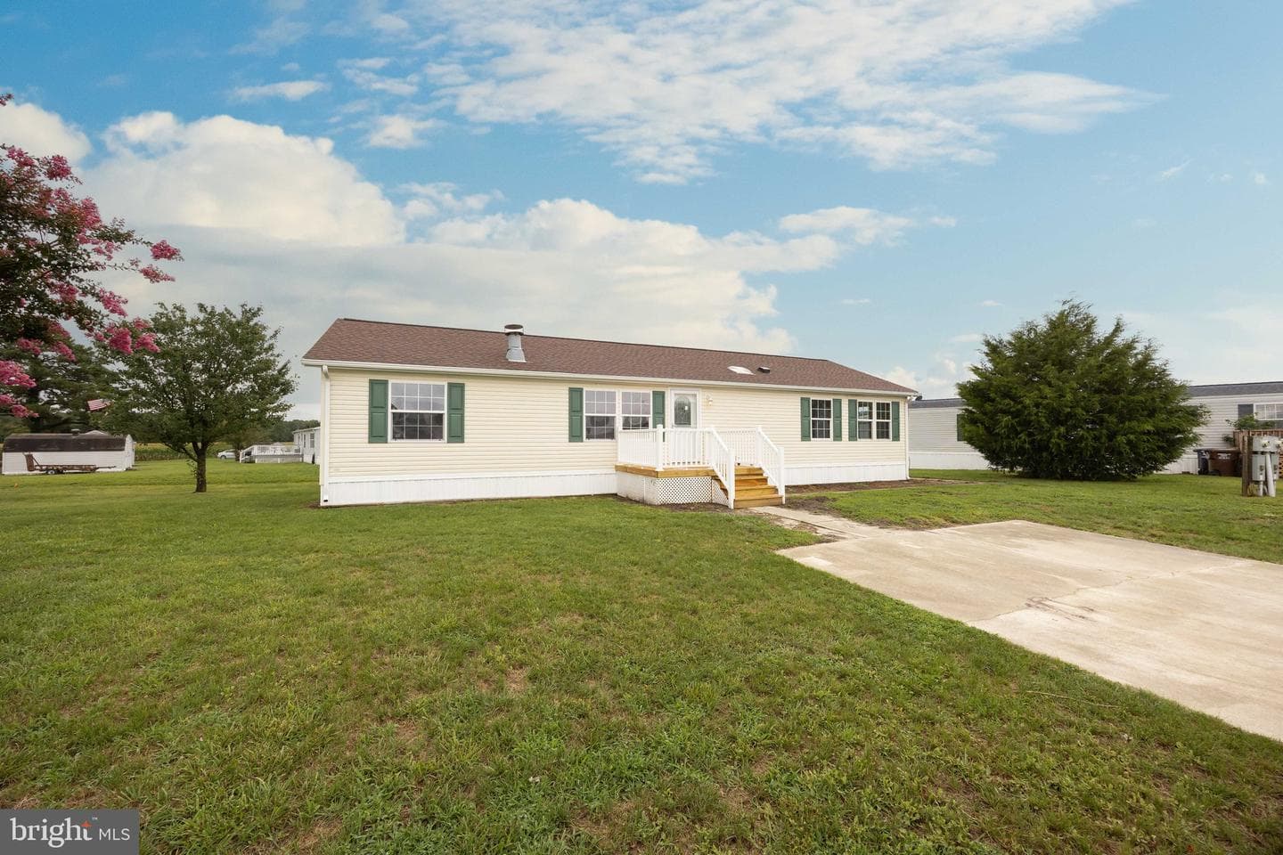 35183 Diva Court photo 1