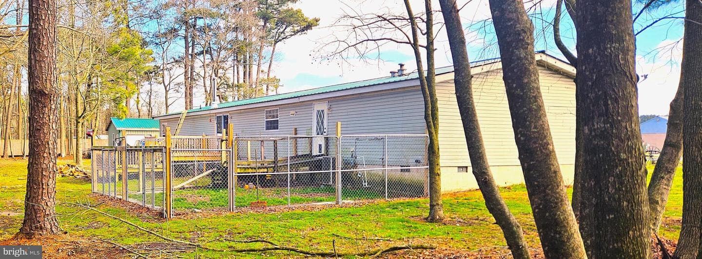 1439 Cedar Hall Road photo 4