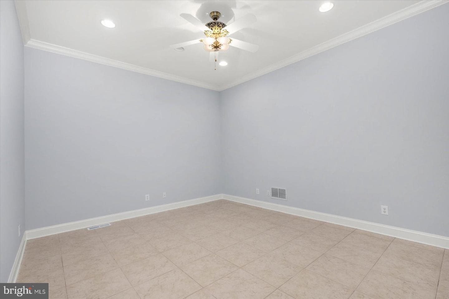 316 S Heron Gull Court photo 19