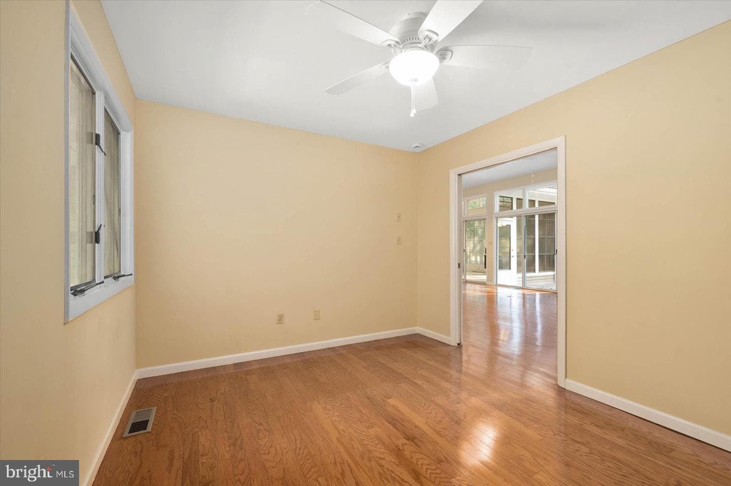 532 Ocean Parkway photo 45
