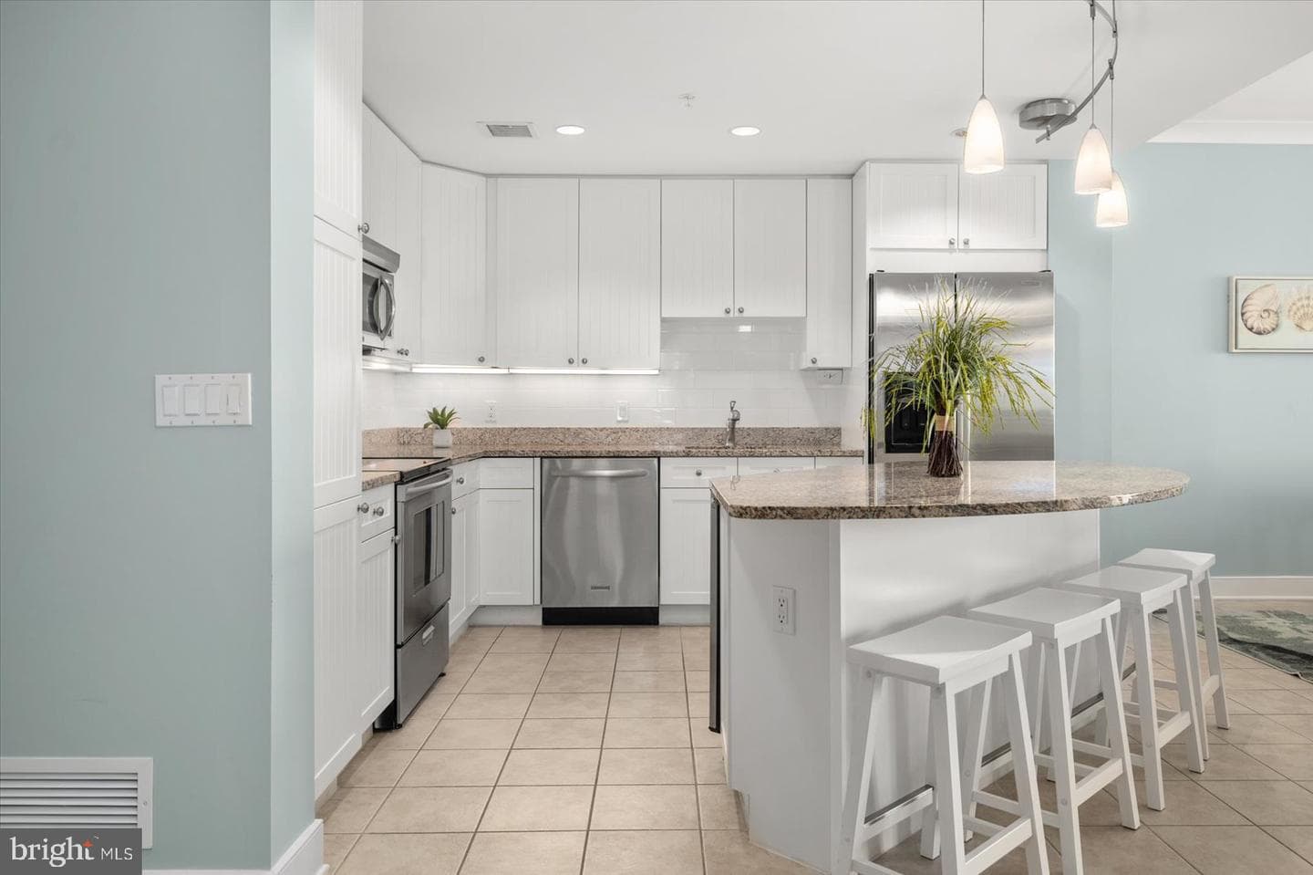 2 48th Street #402 photo 17