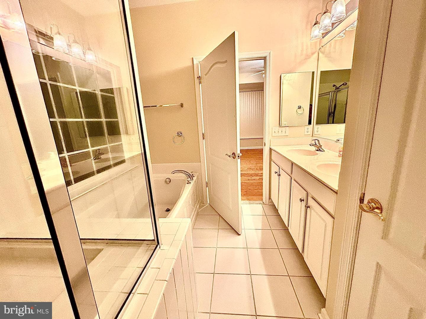 1091 Ocean Parkway photo 16